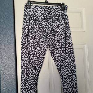 Zyia leggings EUC size 8-10